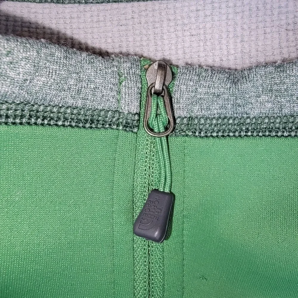 The North Face Men's Concavo 1/4 Zip Pullover green Large
